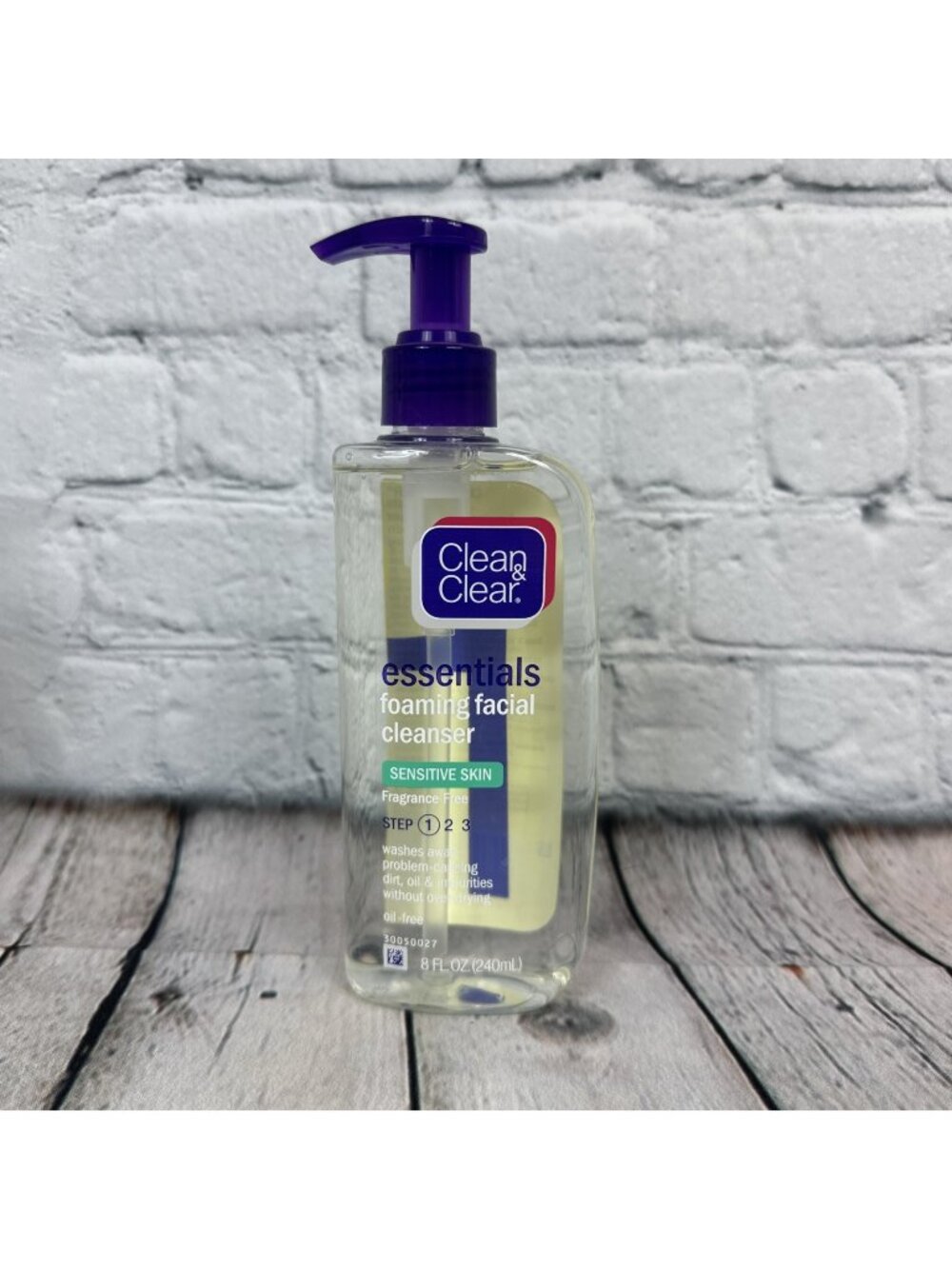 1 Clean Clear Essentials STEP 1 Foaming Facial Cleanser Sensitive Skin 8 Oz PUMP